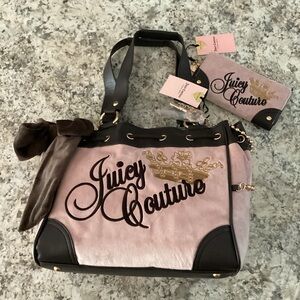 Juicy Couture Dusty Blush Women's Bag Set